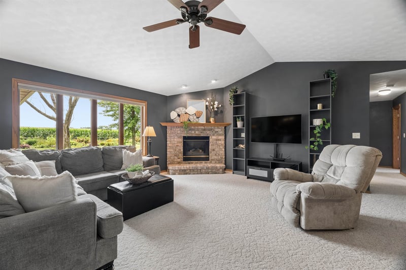 N3141 State Road 76, Hortonville, WI 54944