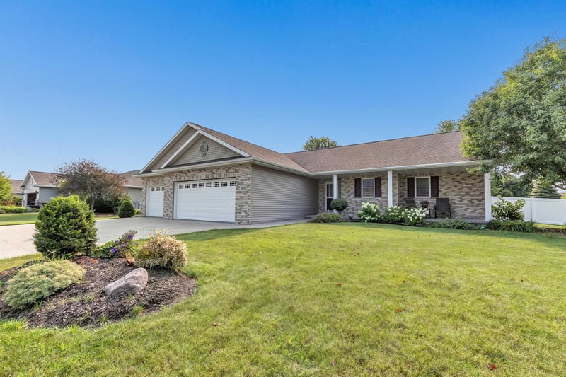 3619 Crocus Dr, De Pere, WI 54115-7463