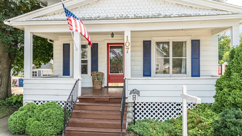 107 W 16th Ave, Oshkosh, WI 54902-6903