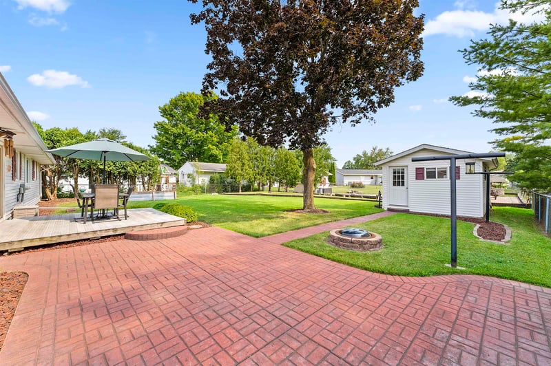 2423 Hampton Ave, Green Bay, WI 54311