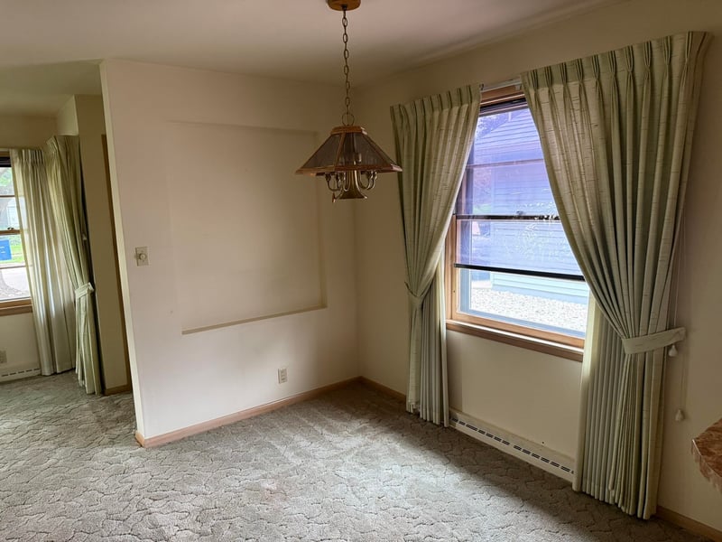 1909 Simpson St, Oshkosh, WI 54902-6844