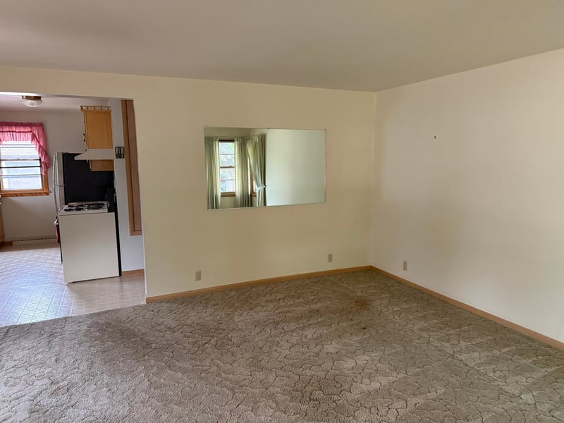 1909 Simpson St, Oshkosh, WI 54902-6844
