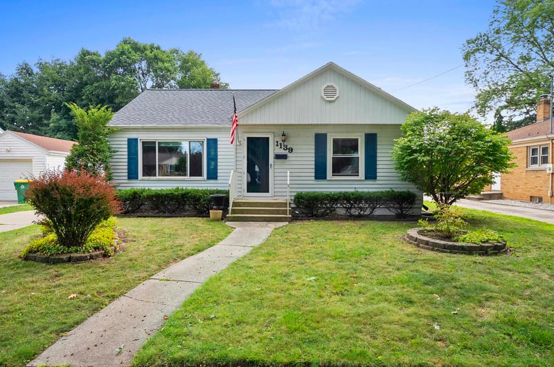 1139 Kellogg St, Green Bay, WI 54303-3014