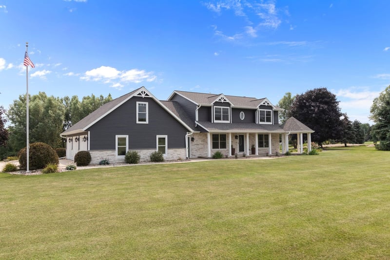 W685 River View Ct, Kaukauna, WI 54130-9667
