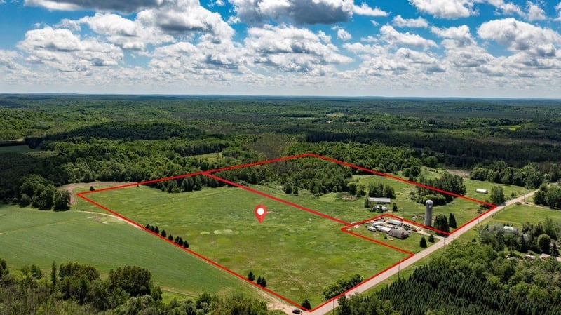 Hillview Rd, Antigo, WI 54409