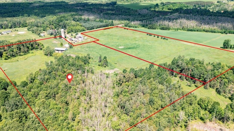 Hillview Rd, Antigo, WI 54409