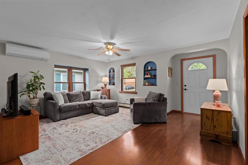 1624 Mt Vernon St, Oshkosh, WI 54901-3027
