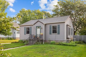 1624 Mt Vernon St, Oshkosh, WI 54901-3027