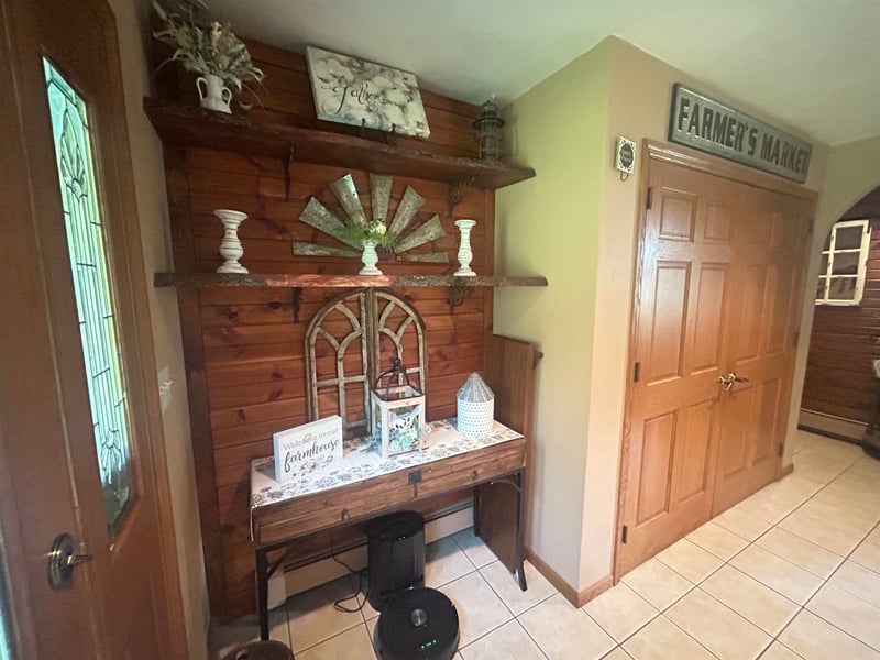 1266 Clairville Rd, Oshkosh, WI 54904-0000