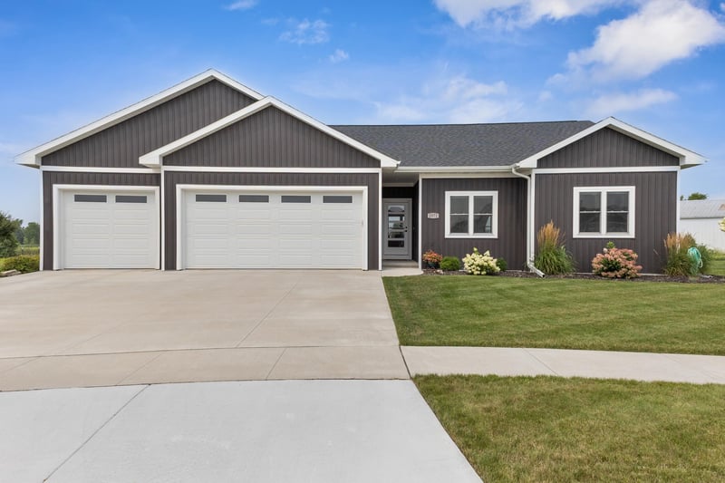 2971 S Weiler Rd, Kaukauna, WI 54130