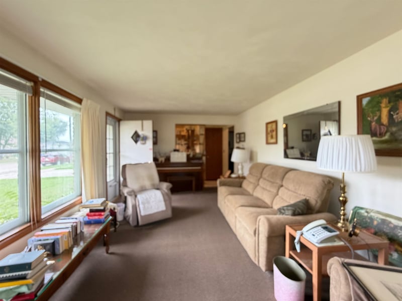 970 Evans St, Neenah, WI 54956-3917