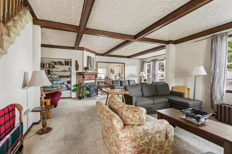 234 S Main St, Brillion, WI 54110