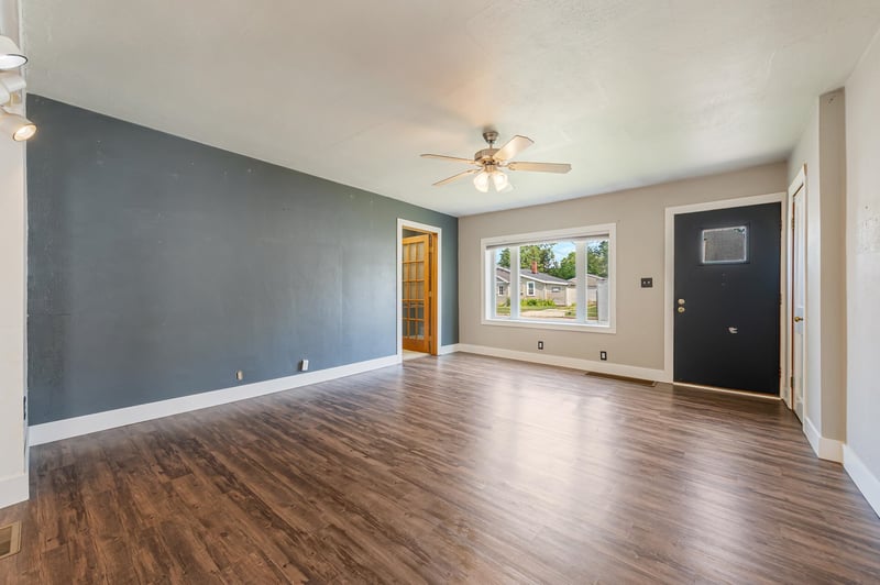 125 Mayer St, Neenah, WI 54956