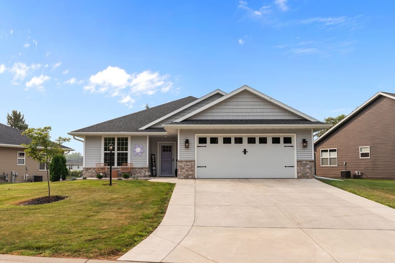 5084 N Milkweed Trl, Appleton, WI 54913