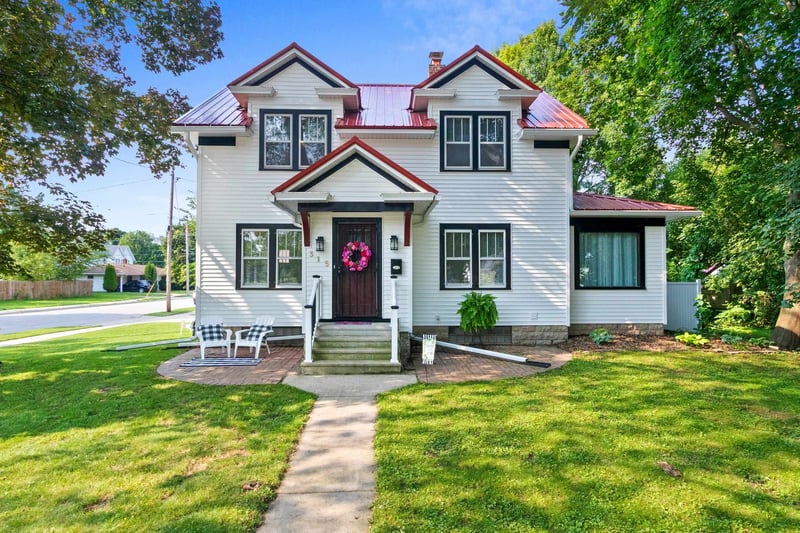 315 W Green Bay St, Shawano, WI 54166