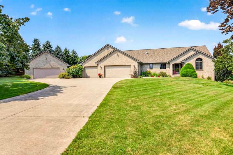 W7272 Bonnie Dr, Shiocton, WI 54170