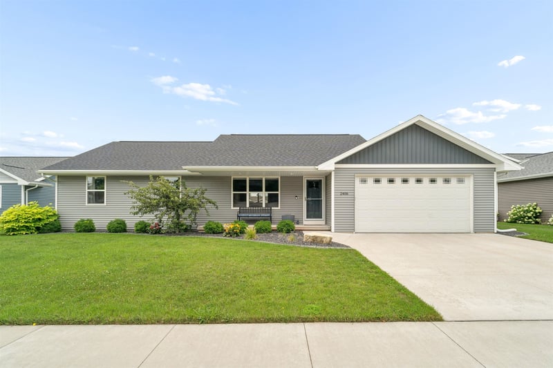 2406 Hendricks Ave, Kaukauna, WI 54130