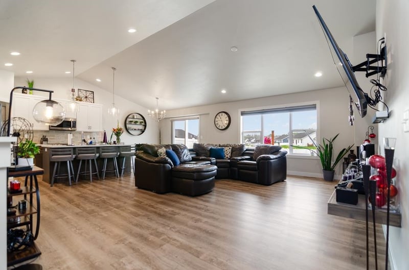 2559 Meyer Way, De Pere, WI 54115
