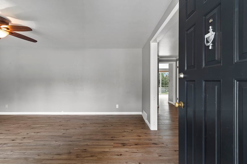 825 Tommark St, Green Bay, WI 54304-2353