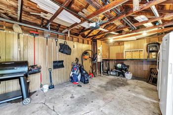 1216 9th St, Green Bay, WI 54304-3202