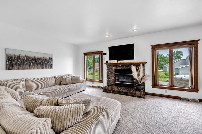 3174 Atlantis Dr, Green Bay, WI 54313