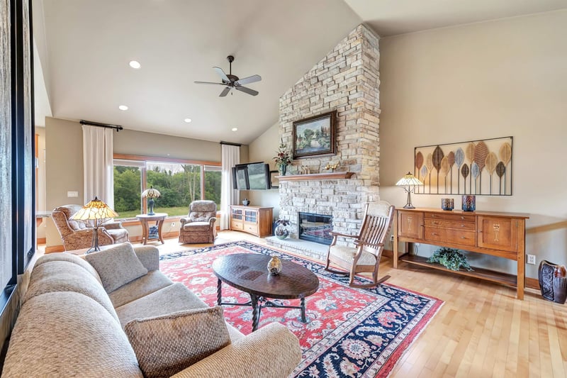 1665 Remington Ridge Way, De Pere, WI 54115-9378