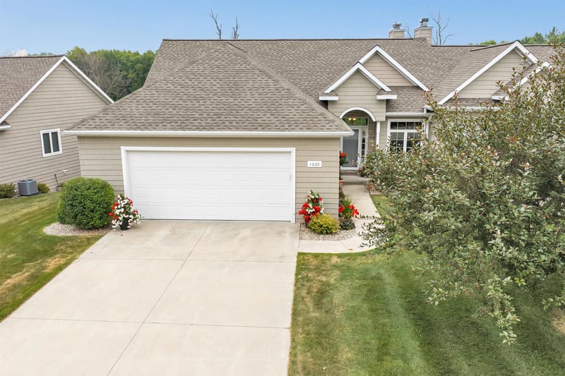 1665 Remington Ridge Way, De Pere, WI 54115-9378
