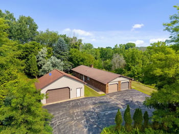 3747 Stream Rd, Green Bay, WI 54313