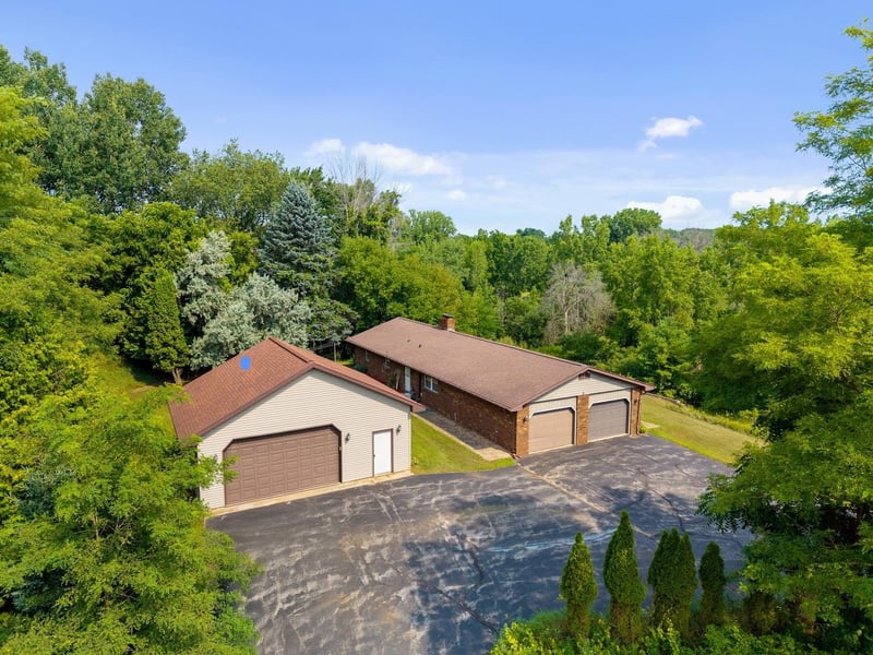 3747 Stream Rd, Green Bay, WI 54313