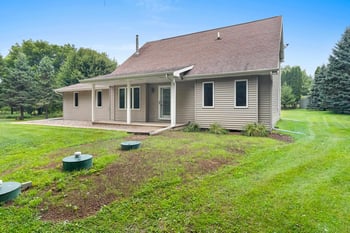 7364 Jensen Rd, Oshkosh, WI 54904-9603