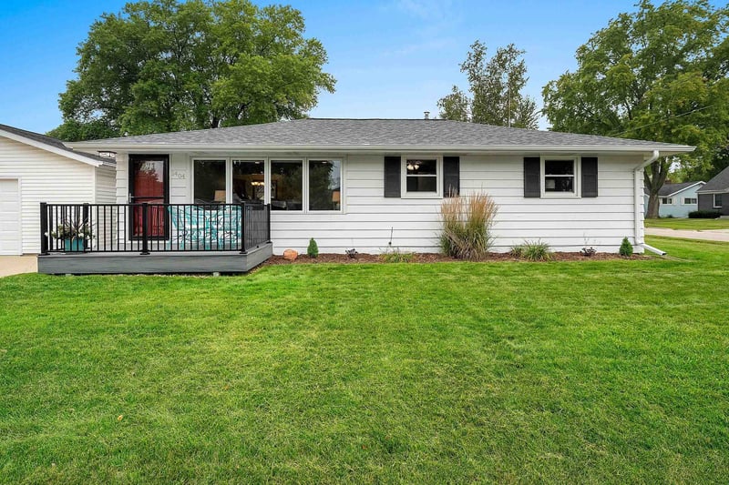 1404 Spence St, Green Bay, WI 54304-3242
