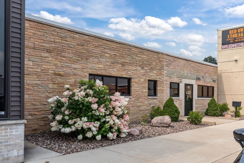 117 W 3rd St, Kaukauna, WI 54130-2444
