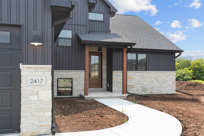 2417 Adrienne Ct, De Pere, WI 54115