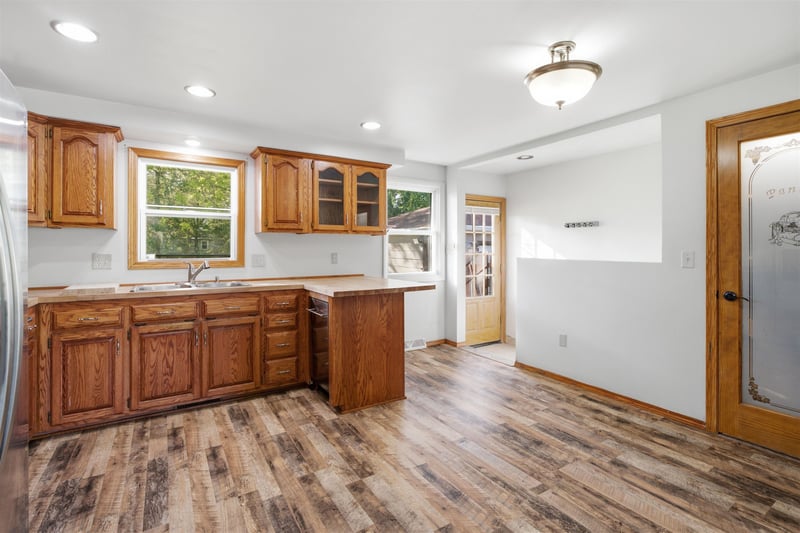 132 Blithe St, Green Bay, WI 54303