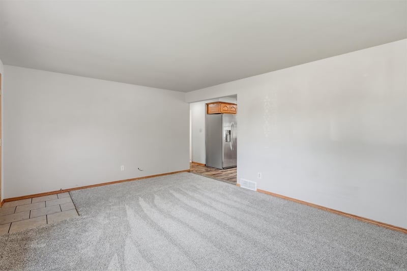 132 Blithe St, Green Bay, WI 54303