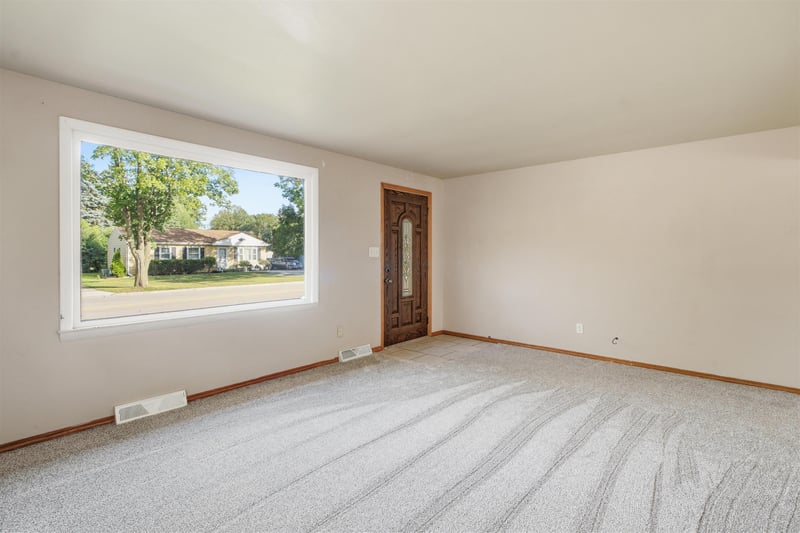 132 Blithe St, Green Bay, WI 54303