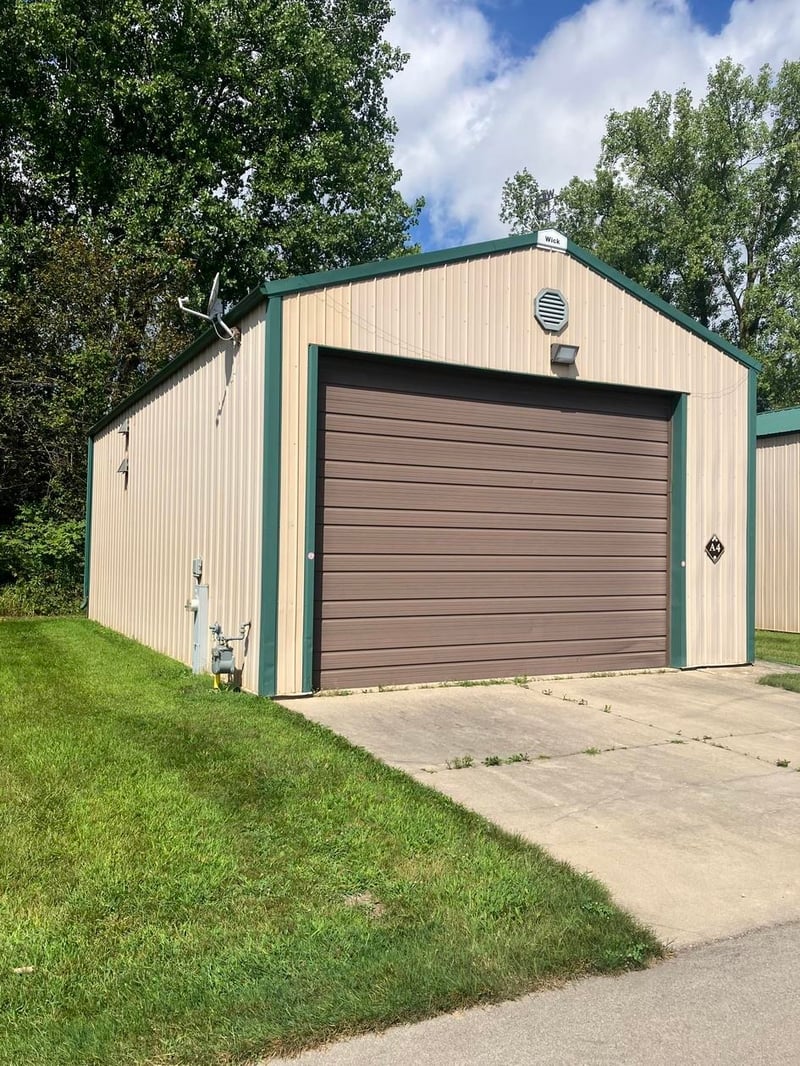 1094 Fernando Dr #16, De Pere, WI 54115