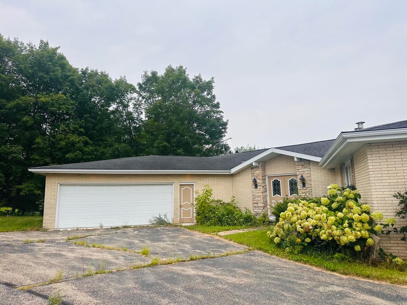N6716 Highview Rd, Gresham, WI 54128-0000