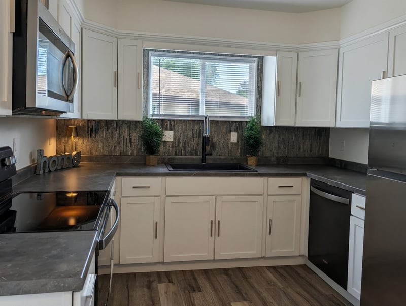 1718 E John St, Appleton, WI 54915