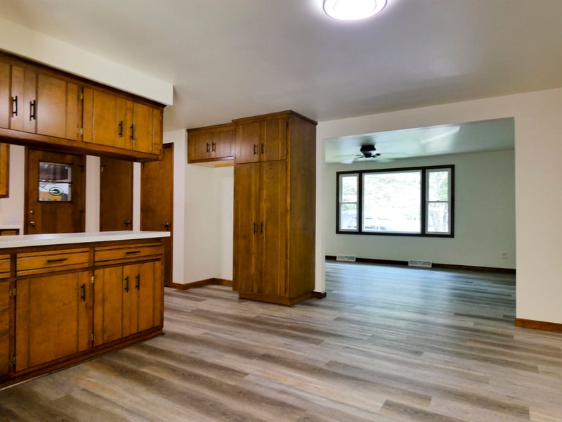 4347 Sandy Ln, Suamico, WI 54173