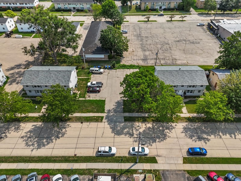 1842 Evans St, Oshkosh, WI 54901