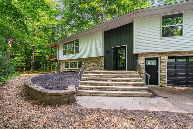 3973 W Highview Dr, Appleton, WI 54913