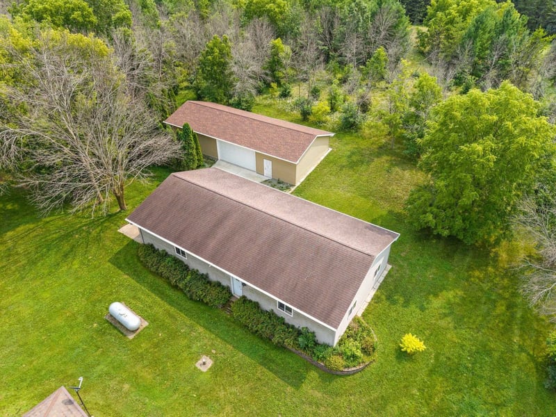 N7488 French Rd, Seymour, WI 54165