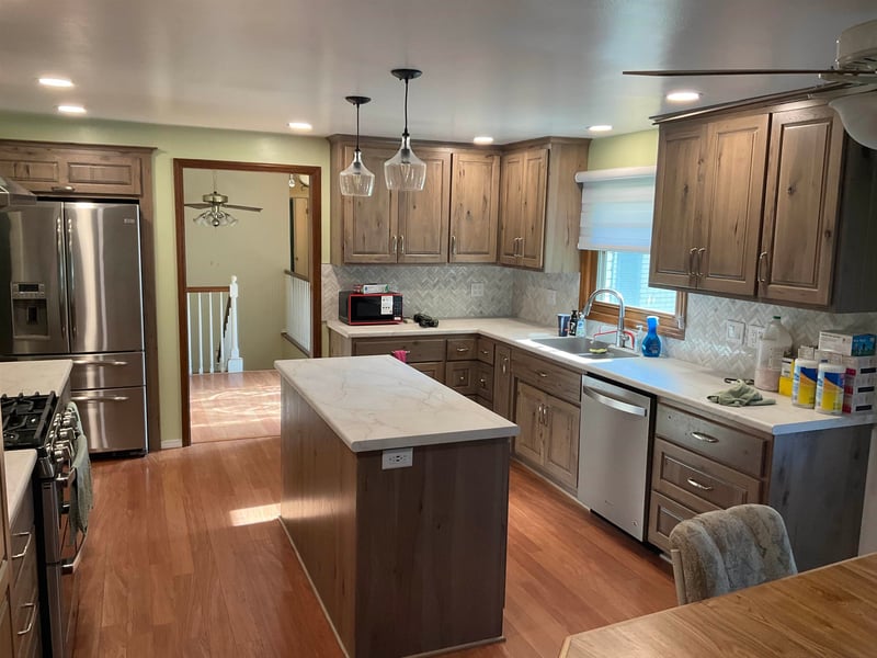 2478 Sunrise Ct, Green Bay, WI 54302