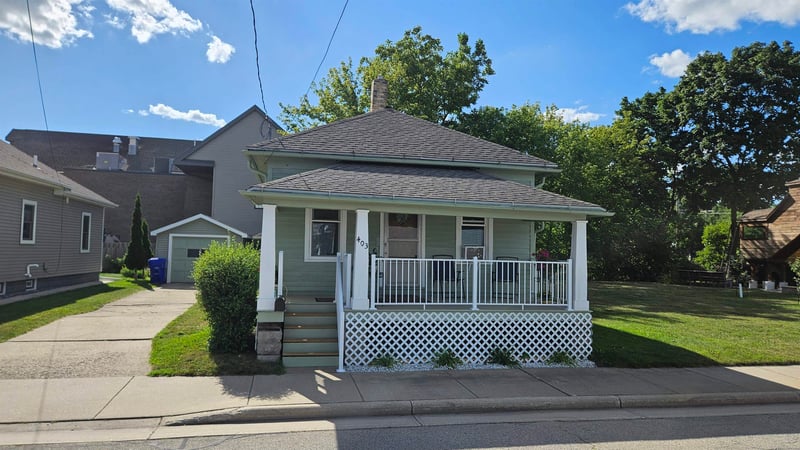 403 N Clark St, Appleton, WI 54911
