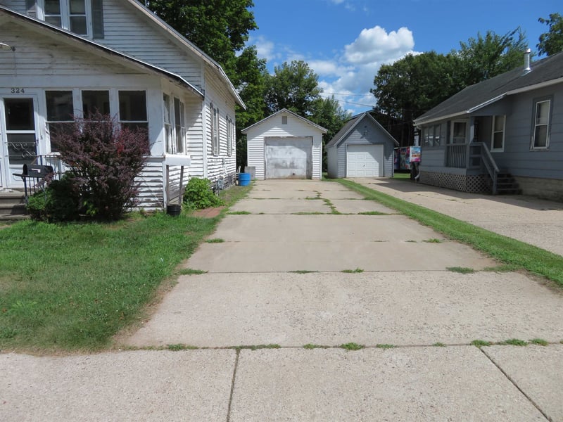 324 S Washington St, Shawano, WI 54166-2756