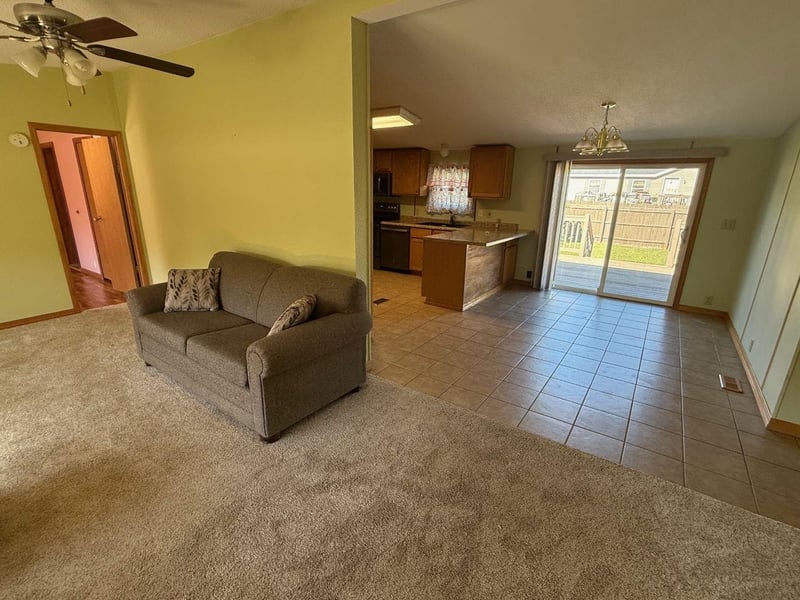 102 S Park St, Bowler, WI 54416-9747