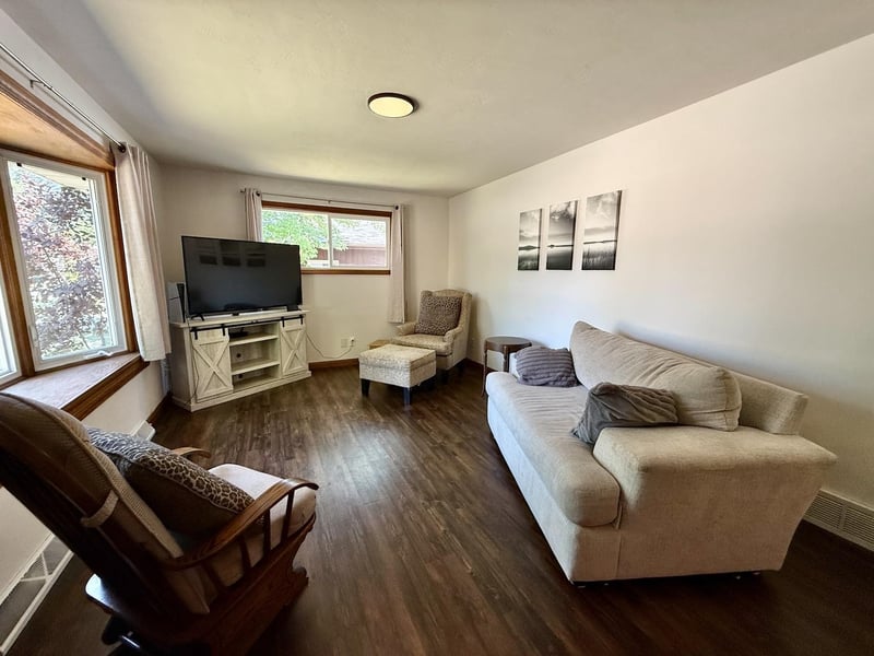 1135 W Marquette St, Appleton, WI 54914