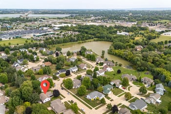 339 Windingbrook Dr, Oshkosh, WI 54904-7883