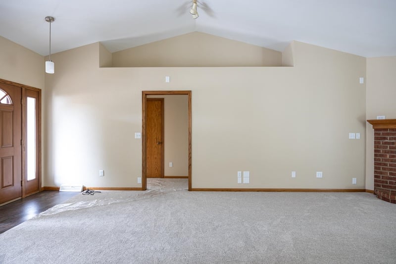 339 Windingbrook Dr, Oshkosh, WI 54904-7883